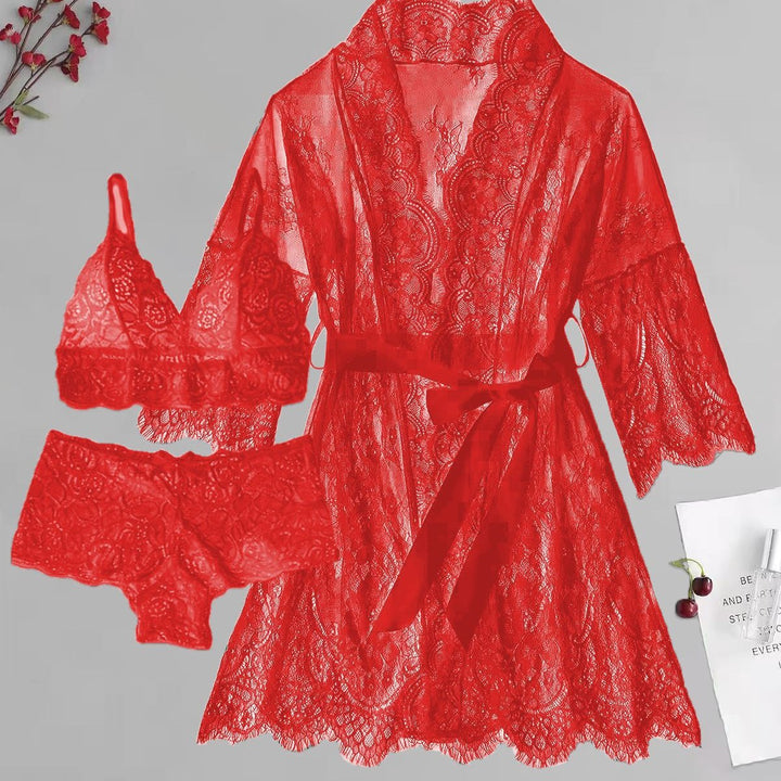 Élanora Lace Robe &amp; Lingerie Set